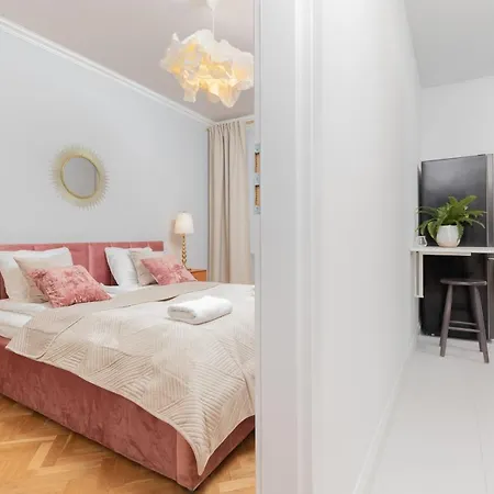 Apartmán Stylowy Blisko Plazy Srodmiescie By Renters *
